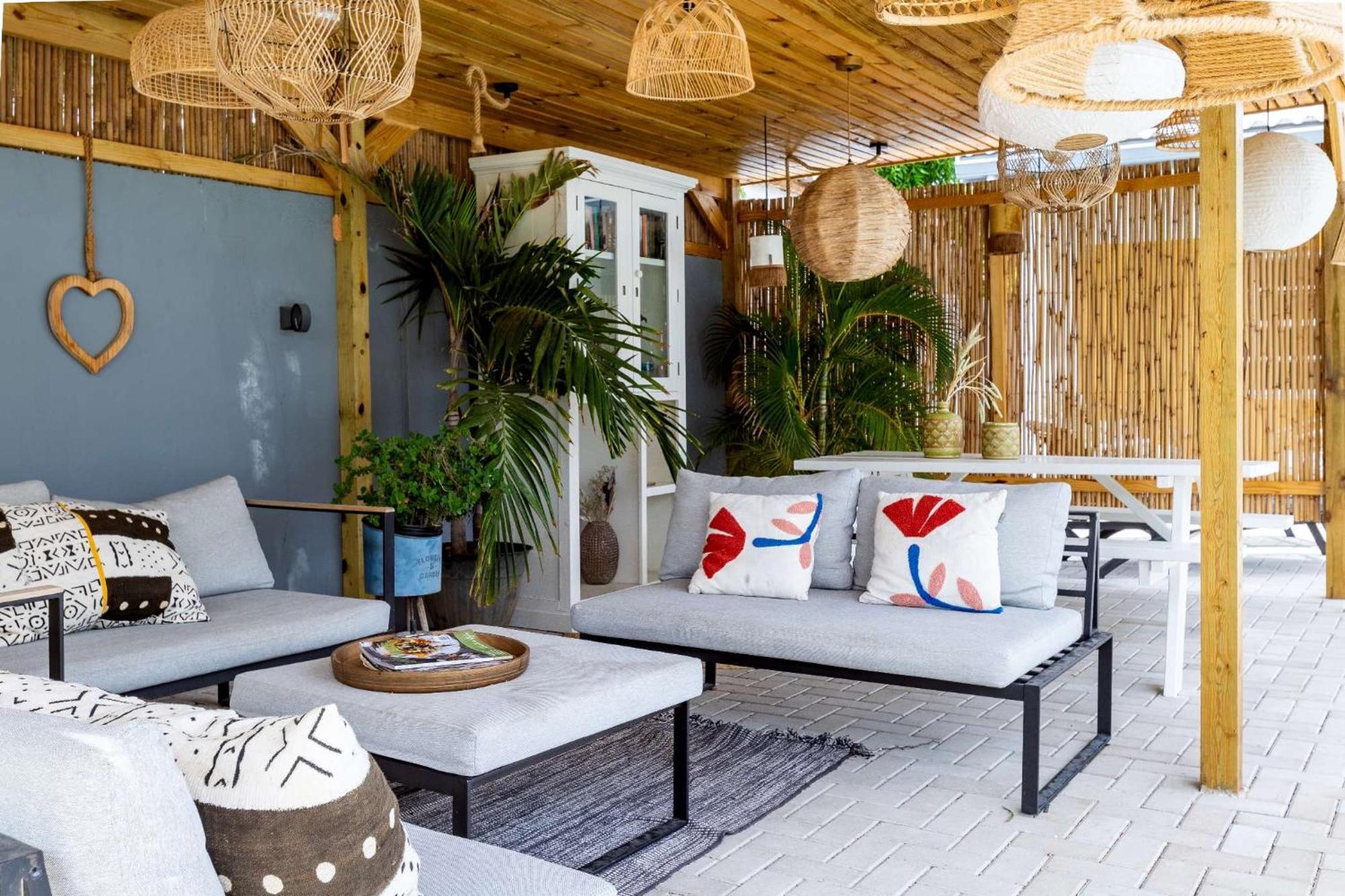 J&L Resort Вилемстад Екстериор снимка